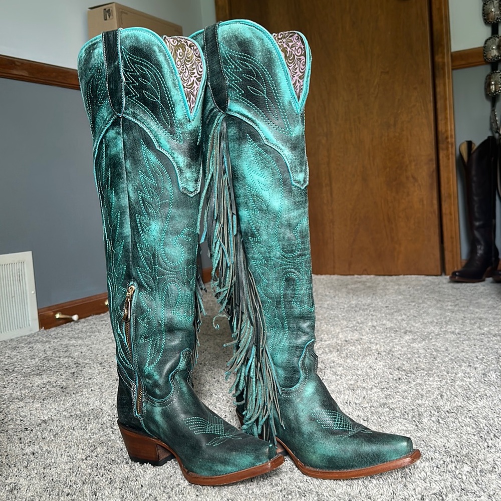 Rock Em Fringe Boots